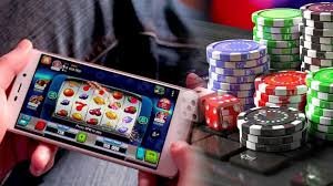Card piles and betting interface during Andar Bahar round at restutogel login